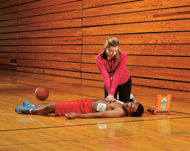 Powerheart_G5_School-Basketball-CPR